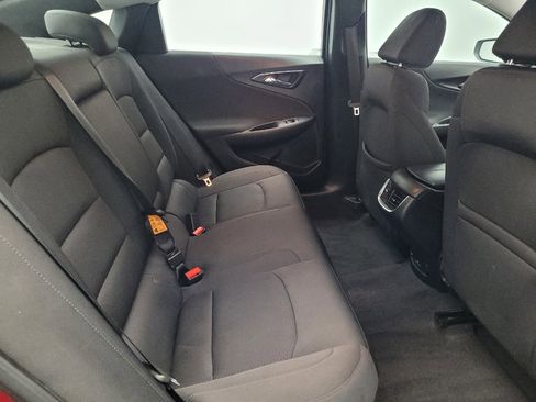 Used 2018 Chevrolet Malibu LT image 19