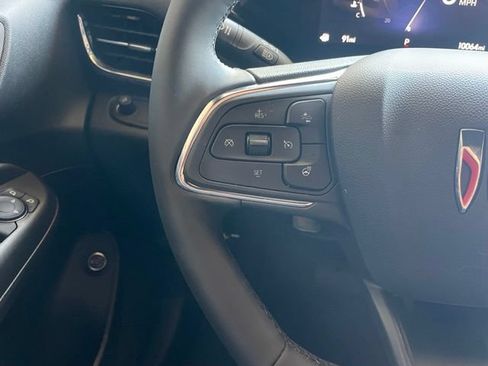 Used 2025 Buick Envista Avenir FWD image 14