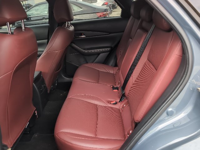 Used 2022 MAZDA CX-30 AWD 2.5 S w/ Preferred Package image 28
