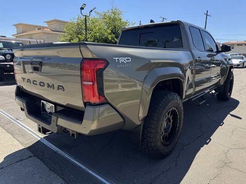 Used 2024 Toyota Tacoma TRD Sport w/ TRD Sport Upgrade Package AWD/4WD image 8
