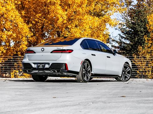 New 2025 BMW 760i xDrive w/ Executive Package image 7
