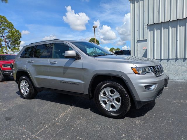 Certified 2017 Jeep Grand Cherokee Laredo w/ Quick Order Package 23E AWD/4WD image 1