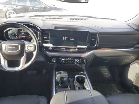Used 2023 GMC Sierra 1500 SLT w/ SLT Premium Package AWD/4WD image 15