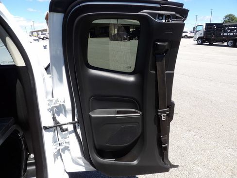 Used 2022 Chevrolet Colorado LT w/ Fleet Safety Package RWD image 27