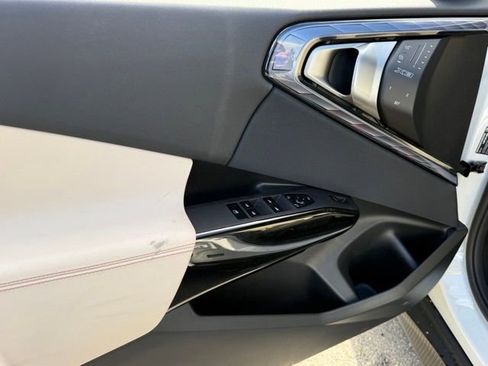 New 2026 BMW X3 xDrive30 w/ Convenience Package image 15