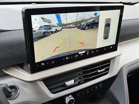 New 2026 Ford Explorer Active image 12