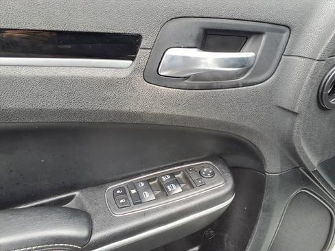 Used 2022 Chrysler 300 S image 22