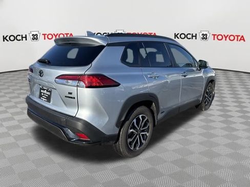 Certified 2024 Toyota Corolla Cross SE image 7