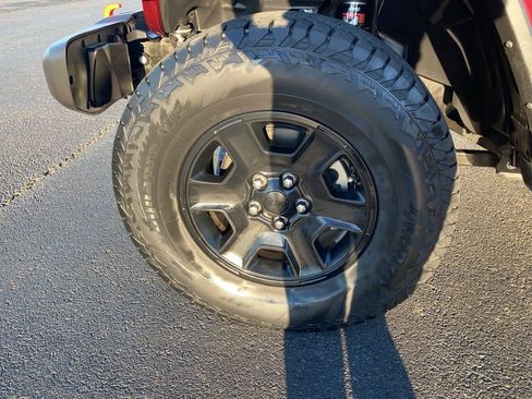 Used 2021 Jeep Gladiator Mojave image 43