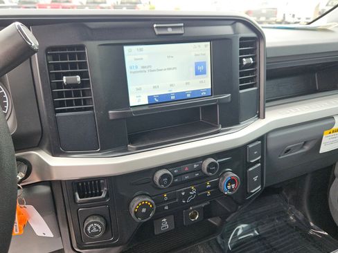 New 2025 Ford F250 XL w/ 360-Degree Camera Package image 11