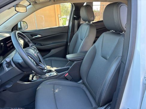 Used 2025 Buick Encore GX Preferred image 30