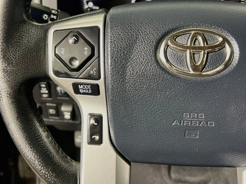 Used 2020 Toyota Tundra Limited w/ Limited Premium Package RWD image 18