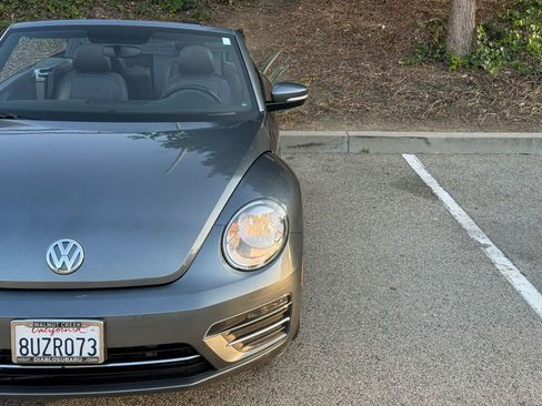 Used 2018 Volkswagen Beetle 2.0T Coast FWD image 10