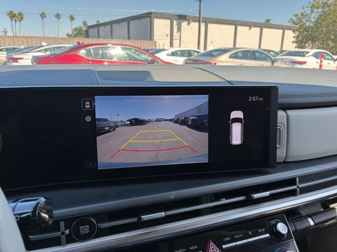 Used 2025 Hyundai Santa Fe SEL FWD image 27