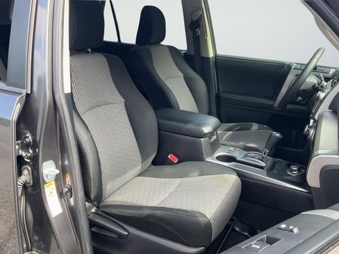 Used 2016 Toyota 4Runner SR5 AWD/4WD image 20