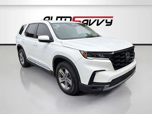 Used 2025 Honda Pilot EX-L image 1