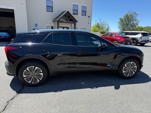 Used 2024 Chevrolet Blazer EV LT AWD/4WD image 8