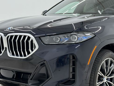 Used 2024 BMW X6 xDrive40i w/ Premium Package AWD/4WD image 12