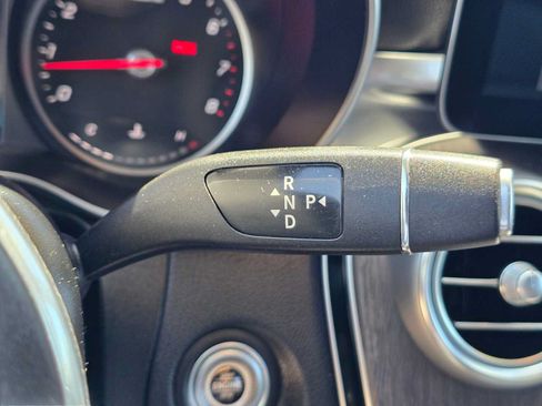 Used 2022 Mercedes-Benz GLC 300 image 37