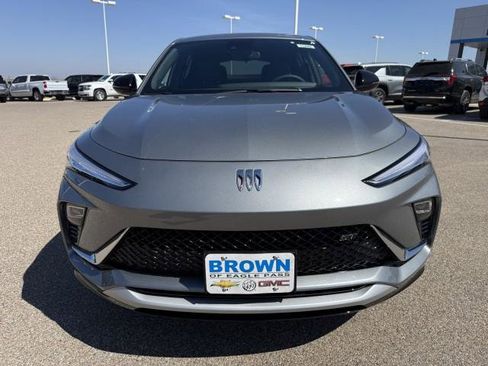 New 2026 Buick Envista Sport Touring image 4