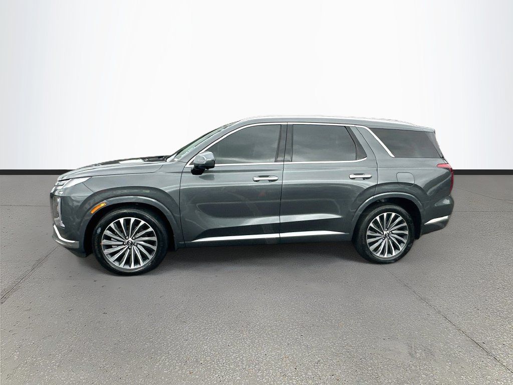 Used 2025 Hyundai Palisade Calligraphy FWD image 4