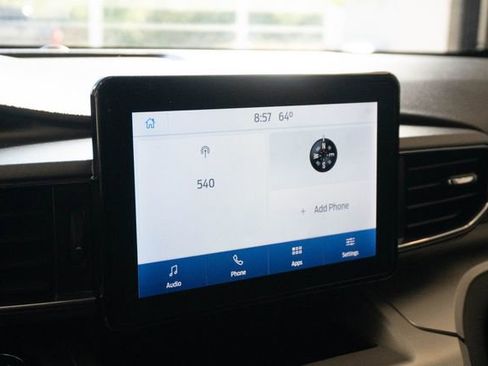 Used 2021 Ford Explorer XLT w/ Equipment Group 202A RWD image 29