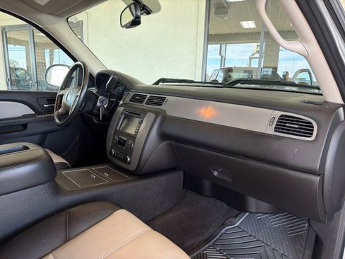 Used 2010 GMC Sierra 1500 SLT w/ All-Terrain Package image 21