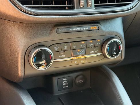Used 2025 Ford Escape ST-Line AWD/4WD image 19