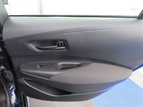 Used 2025 Toyota Corolla LE FWD image 26
