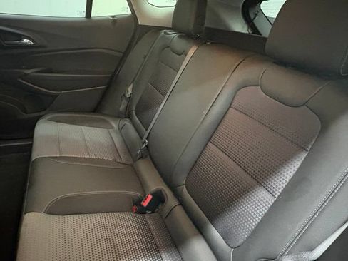 Used 2025 Chevrolet Trax LT w/ Driver Confidence Package FWD image 10