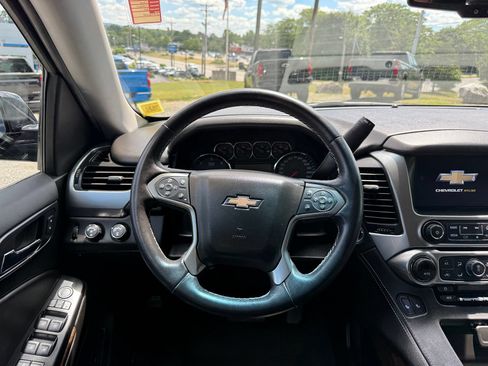 Used 2019 Chevrolet Tahoe LT AWD/4WD image 24