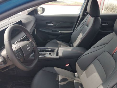 New 2026 Nissan Sentra SR w/ SR Premium Package FWD image 16