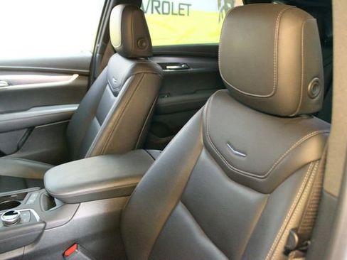 Used 2024 Cadillac XT5 Luxury FWD image 19