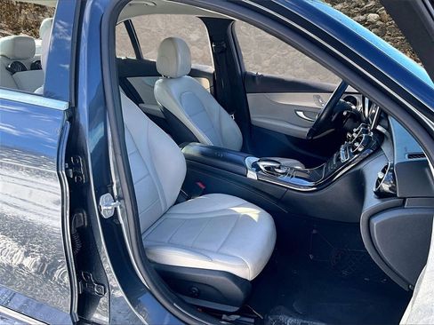 Used 2016 Mercedes-Benz C 300 Sedan image 7