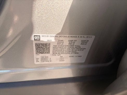 Used 2024 GMC Terrain AT4 w/ Tech Package AWD/4WD image 15