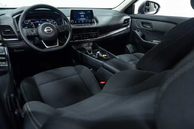 Used 2024 Nissan Rogue S AWD/4WD image 20
