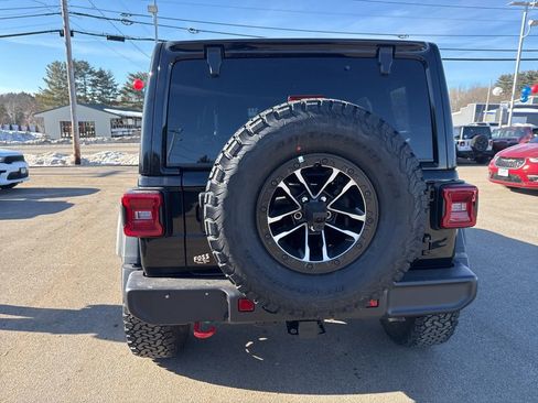 New 2026 Jeep Wrangler Unlimited Rubicon w/ Technology Group image 4