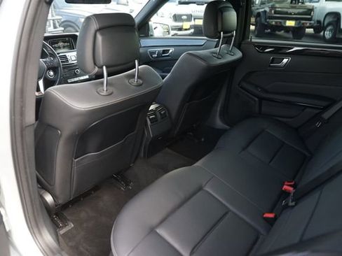 Used 2016 Mercedes-Benz E 350 Sedan image 12