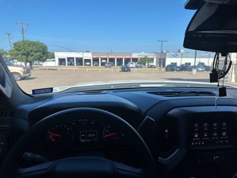 Used 2024 Chevrolet Silverado 1500 Custom w/ LPO, Dark Essentials Package RWD image 15