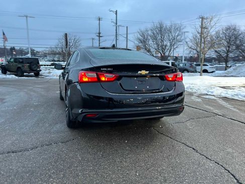 Used 2018 Chevrolet Malibu LT image 25