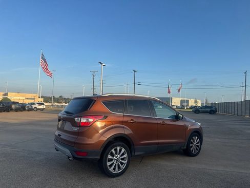 Used 2017 Ford Escape Titanium w/ Equipment Group 301A FWD image 21