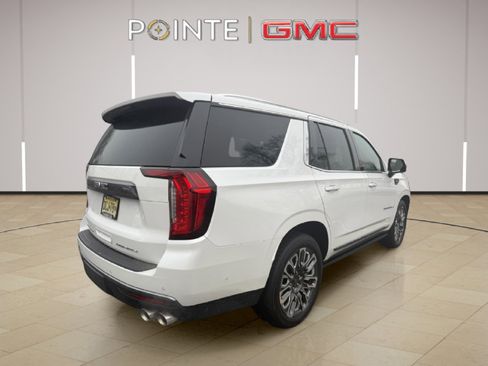 Used 2023 GMC Yukon Denali Ultimate image 6