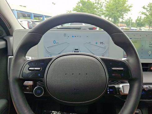 Used 2024 Hyundai Ioniq 5 SEL RWD image 21