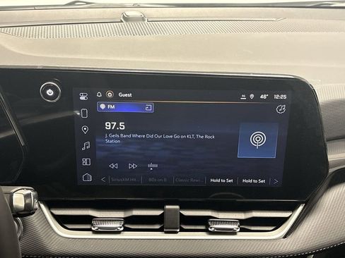 New 2026 Chevrolet Equinox LT w/ Convenience Package II AWD/4WD image 33