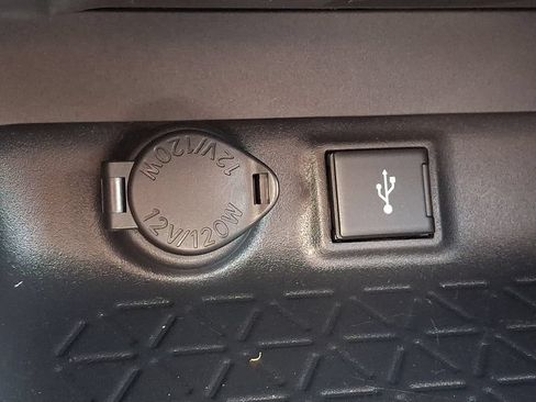 Certified 2022 Toyota RAV4 LE AWD/4WD image 23