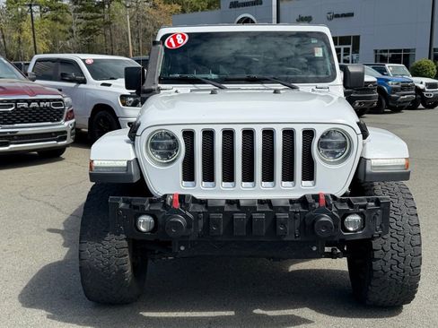 Used 2018 Jeep Wrangler Unlimited Sahara image 10