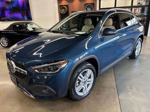 Used 2023 Mercedes-Benz GLA 250 4MATIC image 2