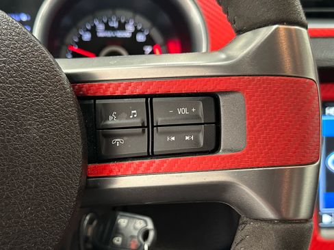 Used 2013 Ford Mustang Shelby GT500 RWD image 23