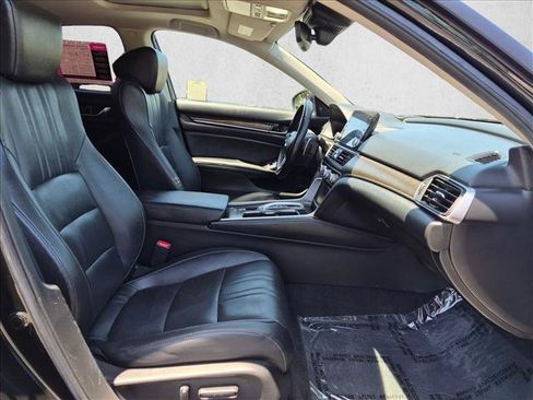 Used 2021 Honda Accord Touring image 20