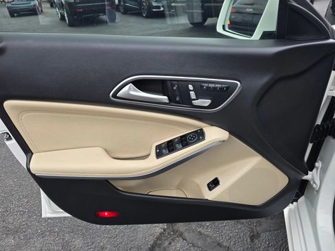Used 2019 Mercedes-Benz CLA 250 4MATIC image 20